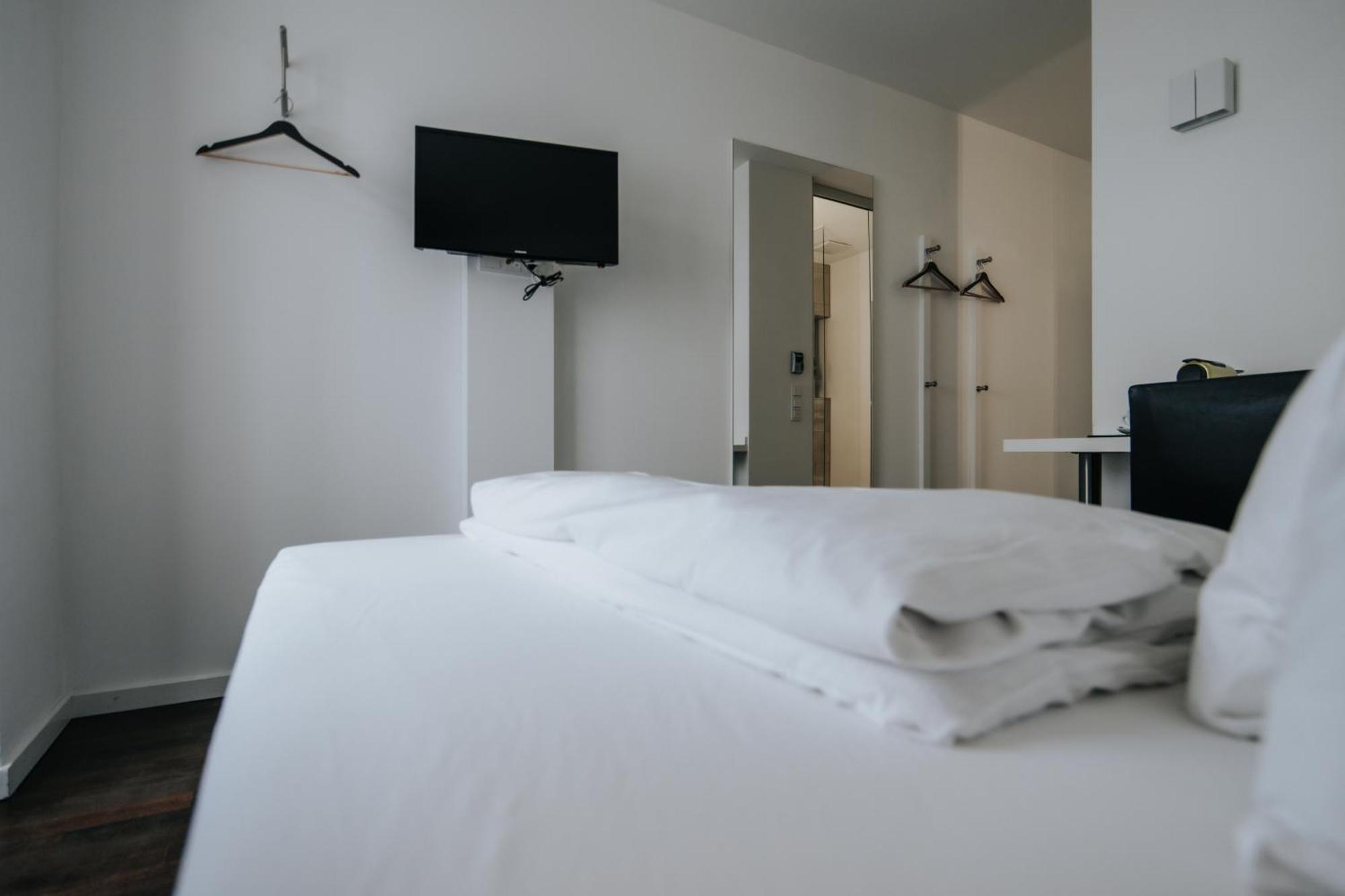 Design Hotel & Restaurant Loewen Ульм Экстерьер фото